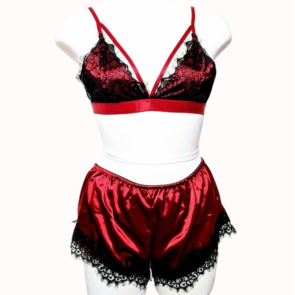 Womens Sleepwear Red Lingerie 3 Piece Set Size S  - Bra, Lace Panties, Sleep Sho